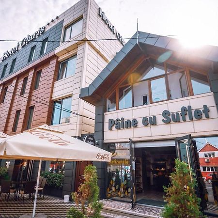 Hotel Glaris Tirgu Frumos Eksteriør bilde