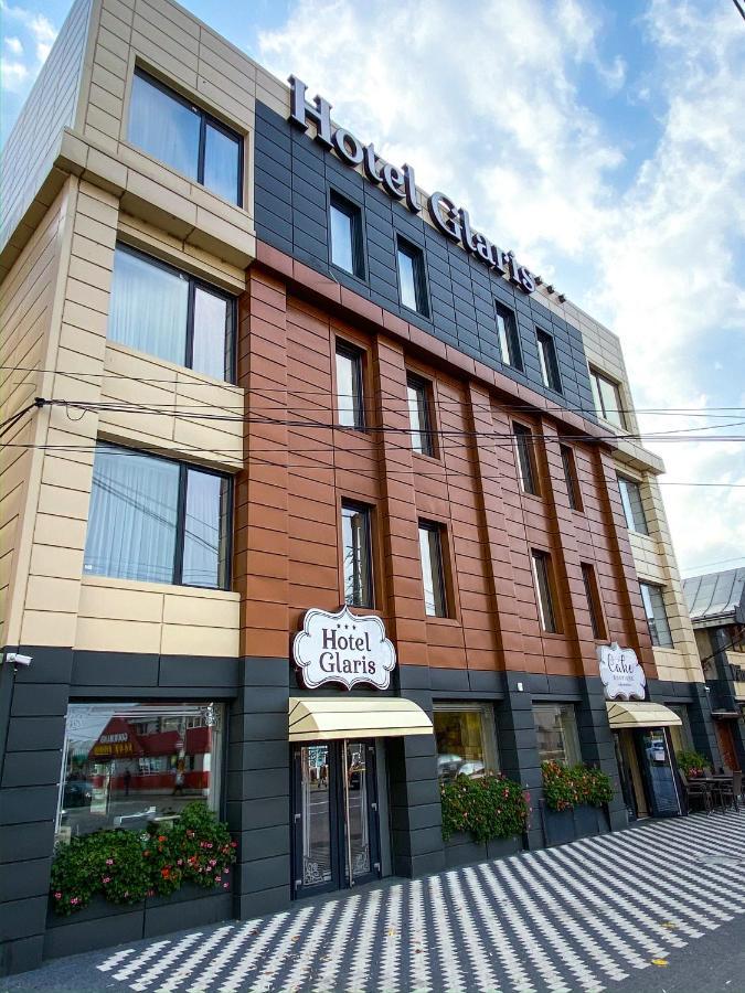 Hotel Glaris Tirgu Frumos Eksteriør bilde